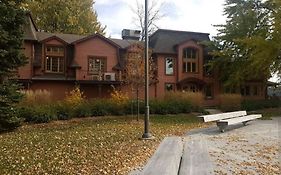 Cozy Sweet Studio #7, 10 Minutes To D.T. Ottawa